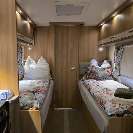 Kamp alanı Camp *